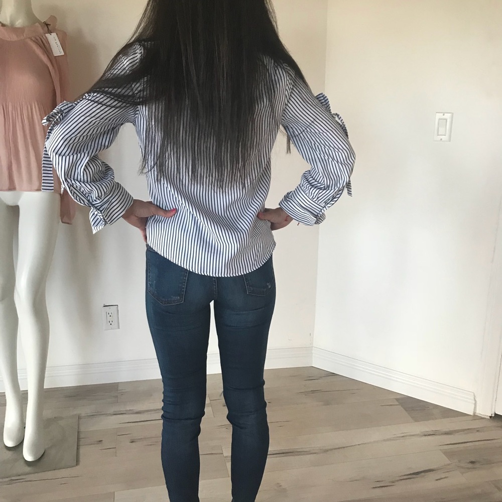 Blue striped blouse - Picture 3 of 4